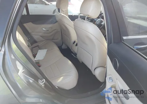 2016 Mercedes-Benz Glc 300 из США, поврежденный, VIN WDC0G4JB3GF064070